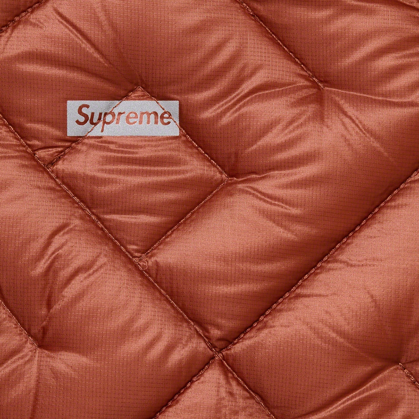 Spellout Quilted Lightweight Down Jacket view 11